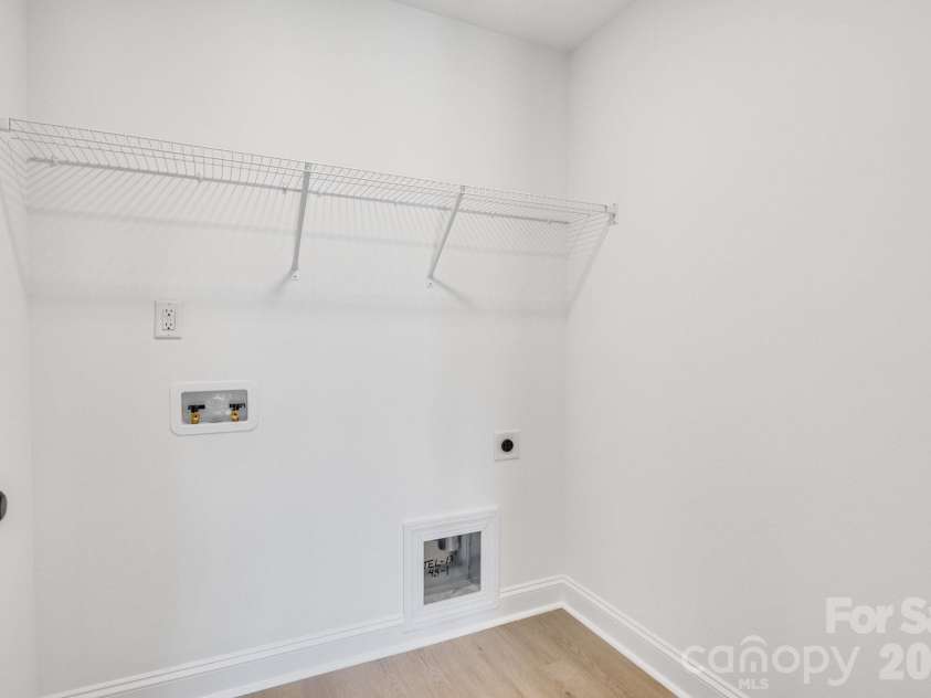 1335 Winged Way, Kannapolis, NC 28083.  MLS# CAR4357886, YatesRealty ID 14441. 
