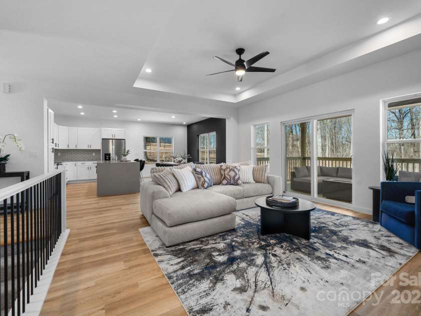 113 Brentwood Drive, Maiden, NC 28650.  MLS# CAR4304067, YatesRealty ID 14442. 