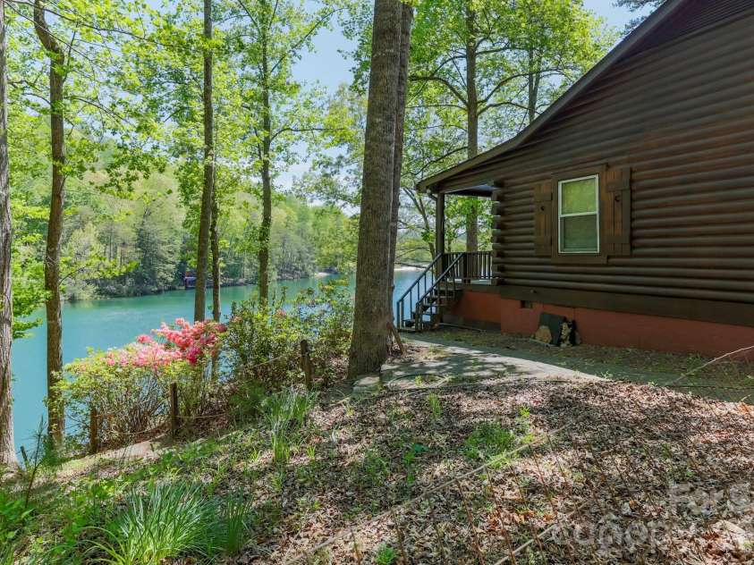 116 Teal Lane, Lake Lure, NC 28746.  MLS# CAR4370726, YatesRealty ID 14443. 