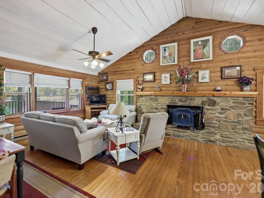 116 Teal Lane, Lake Lure, NC 28746.  MLS# CAR4370726, YatesRealty ID 14443. 