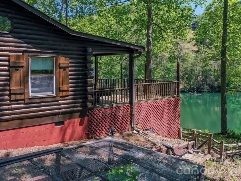 116 Teal Lane, Lake Lure, NC 28746.  MLS# CAR4370726, YatesRealty ID 14443. 