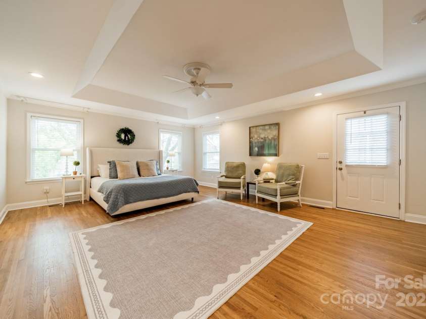 3510 Conway Avenue, Charlotte, NC 28209.  MLS# CAR4244282, YatesRealty ID 14444. 