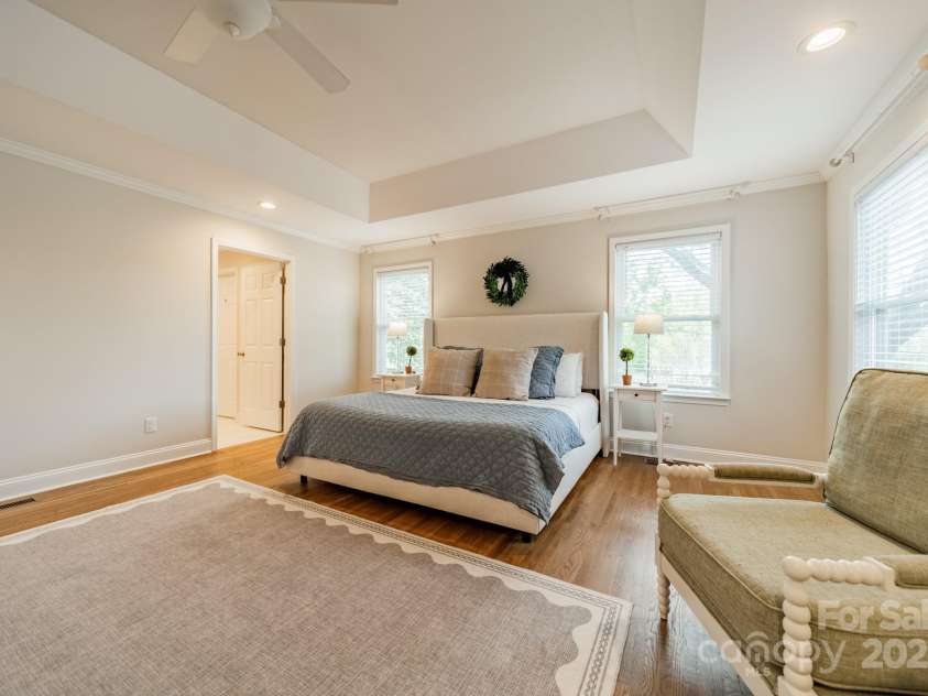 3510 Conway Avenue, Charlotte, NC 28209.  MLS# CAR4244282, YatesRealty ID 14444. 