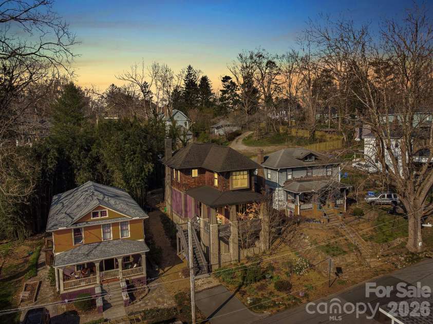 226 Flint Street, Asheville, NC 28801.  MLS# CAR4301613, YatesRealty ID 14445. 