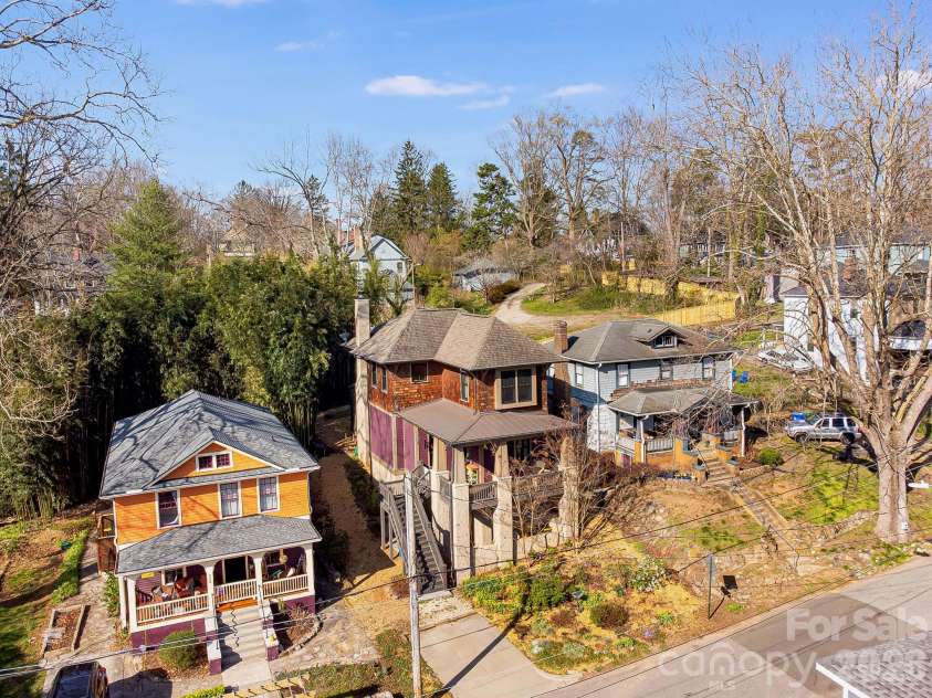 226 Flint Street, Asheville, NC 28801.  MLS# CAR4301613, YatesRealty ID 14445. 