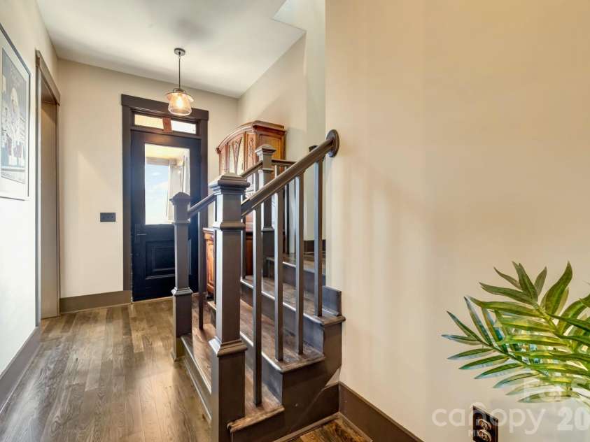 226 Flint Street, Asheville, NC 28801.  MLS# CAR4301613, YatesRealty ID 14445. 