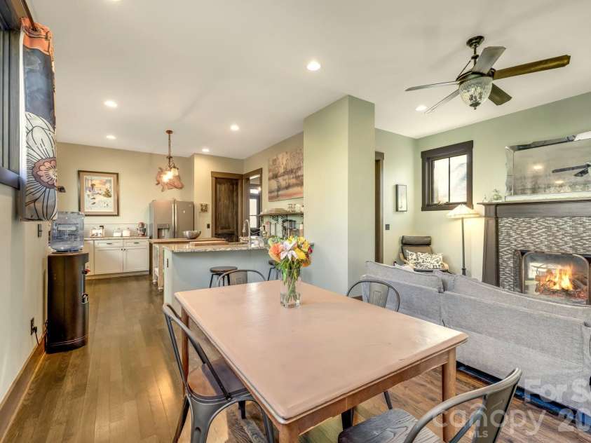 226 Flint Street, Asheville, NC 28801.  MLS# CAR4301613, YatesRealty ID 14445. 