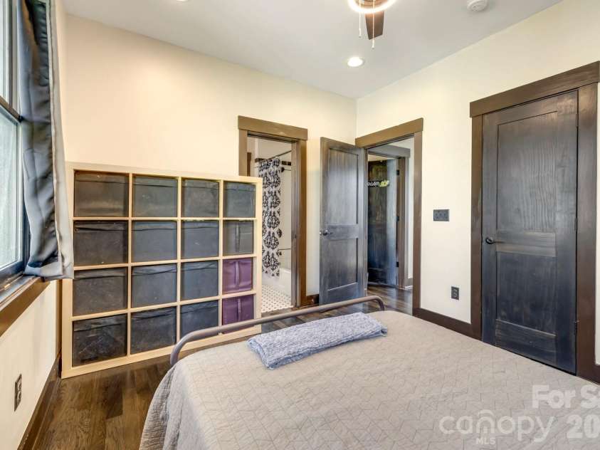 226 Flint Street, Asheville, NC 28801.  MLS# CAR4301613, YatesRealty ID 14445. 
