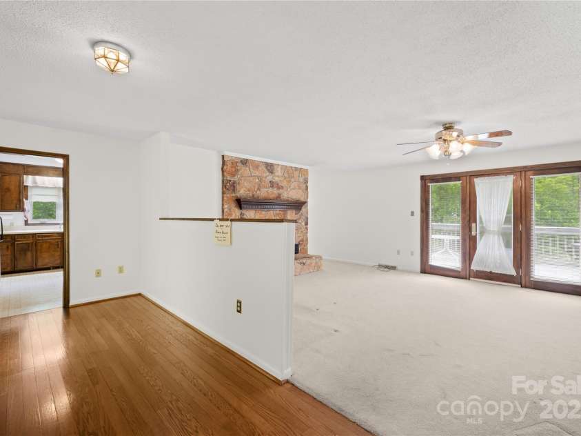 2309 Potter Road, Waxhaw, NC 28173.  MLS# CAR4261368, YatesRealty ID 14445. 