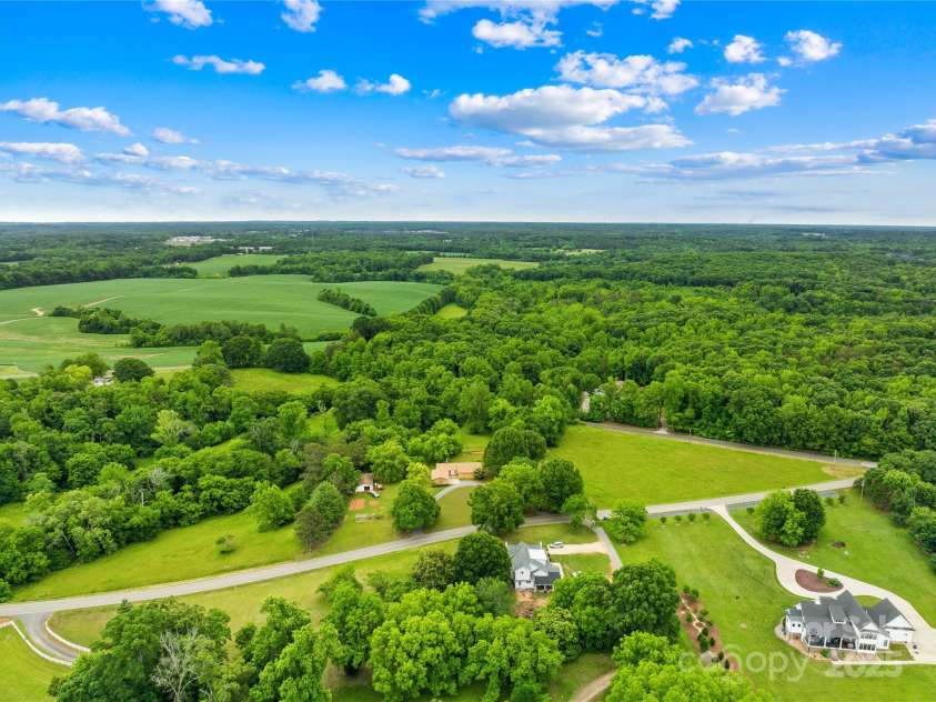 2309 Potter Road, Waxhaw, NC 28173.  MLS# CAR4261368, YatesRealty ID 14445. 