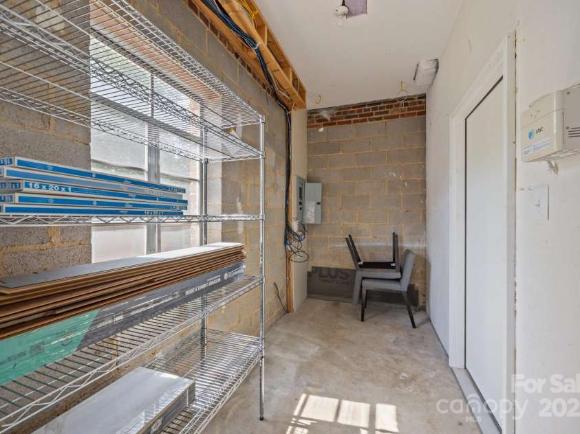 5301 Baker Drive, Charlotte, NC 28210.  MLS# CAR4246783, YatesRealty ID 14446. 