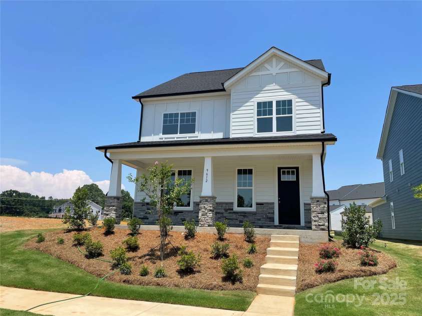 9612 Pointer Road, Huntersville, NC 28078.  MLS# CAR4251717, YatesRealty ID 14447. 
