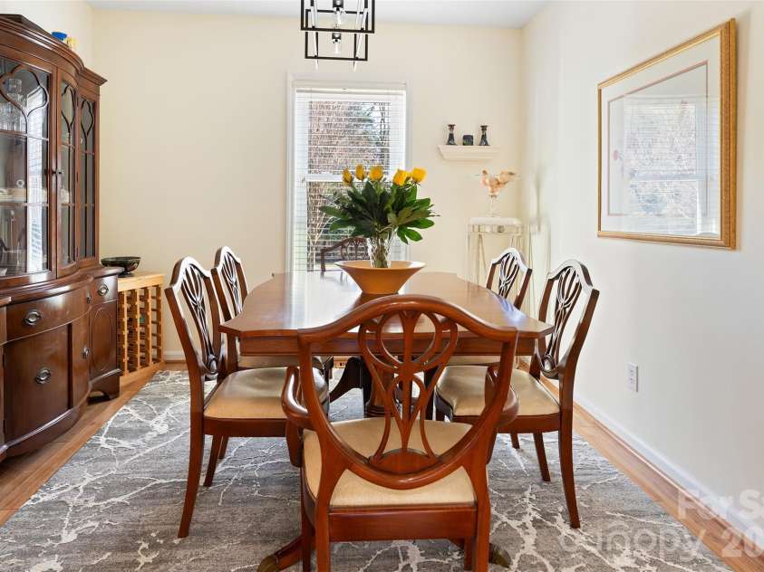 2429 Cassidy Drive, Davidson, NC 28036.  MLS# CAR4349730, YatesRealty ID 14449. Dining room