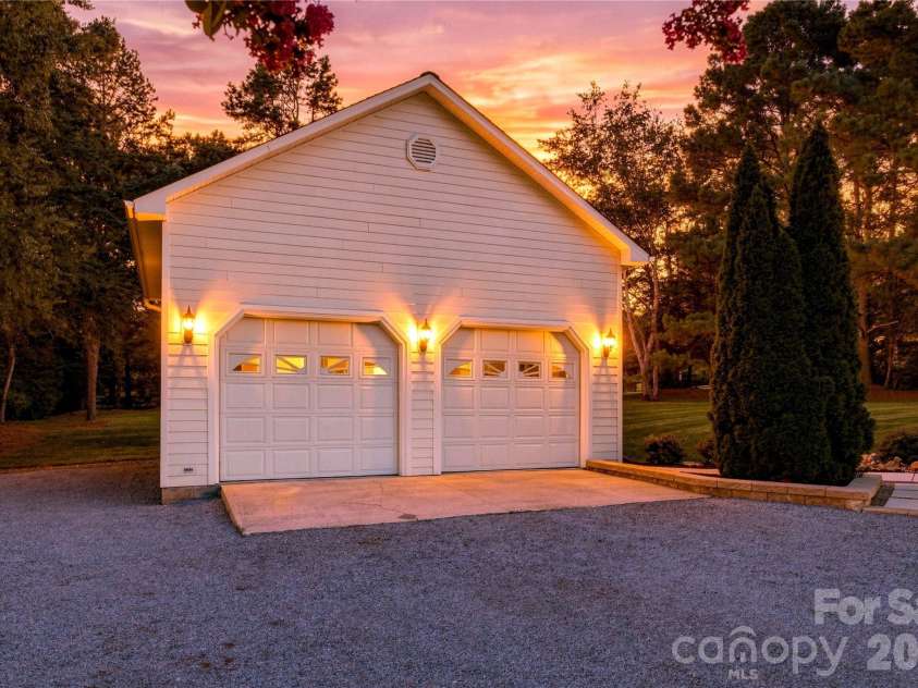 2429 Cassidy Drive, Davidson, NC 28036.  MLS# CAR4420057, YatesRealty ID 14449. Oversized Detached Garage with 2nd level