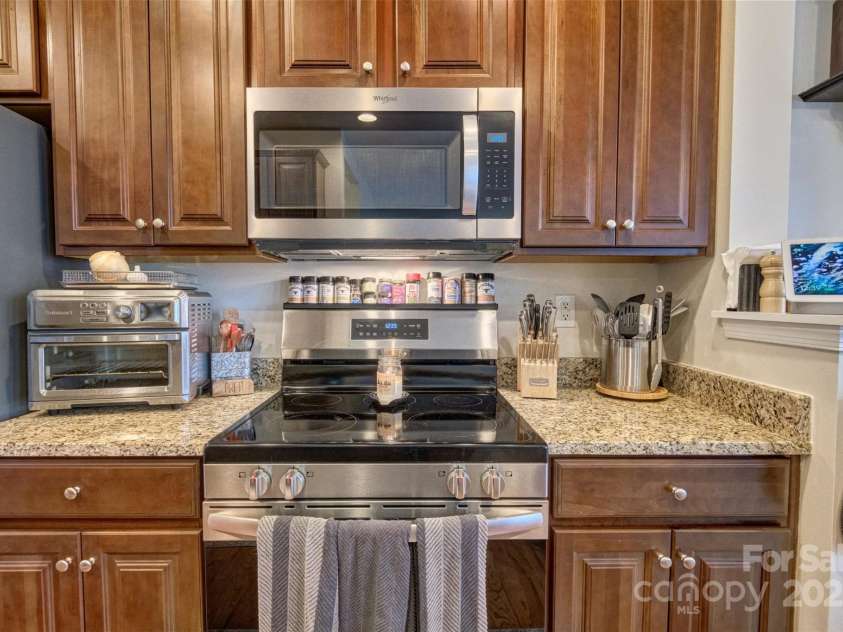 4011 Fenworth Court, Fort Mill, SC 29715.  MLS# CAR4244241, YatesRealty ID 14449. 