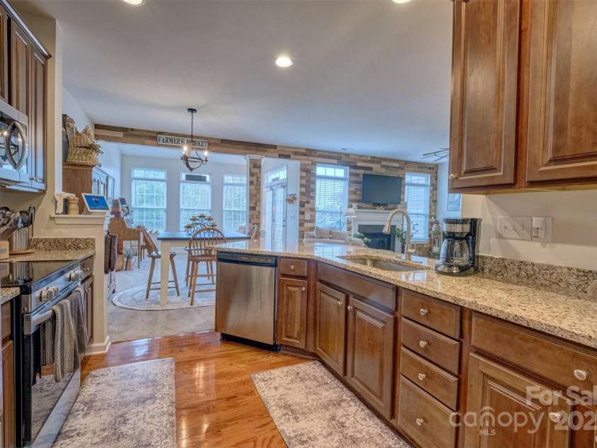 4011 Fenworth Court, Fort Mill, SC 29715.  MLS# CAR4244241, YatesRealty ID 14449. 