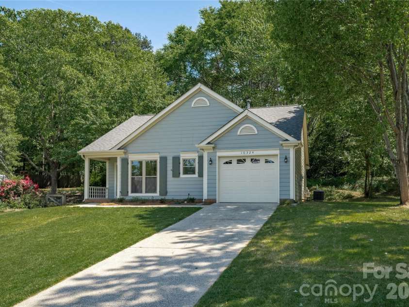 10324 Bon Meade Lane, Cornelius, NC 28031.  MLS# CAR4356891, YatesRealty ID 14450. Front from Street