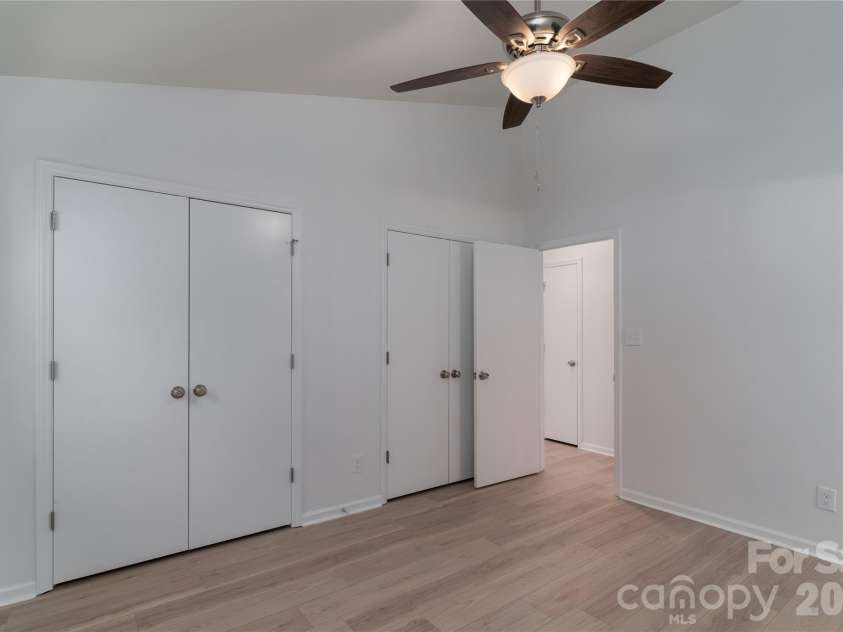 10324 Bon Meade Lane, Cornelius, NC 28031.  MLS# CAR4356891, YatesRealty ID 14450. Primary Bedroom Entry and Closets