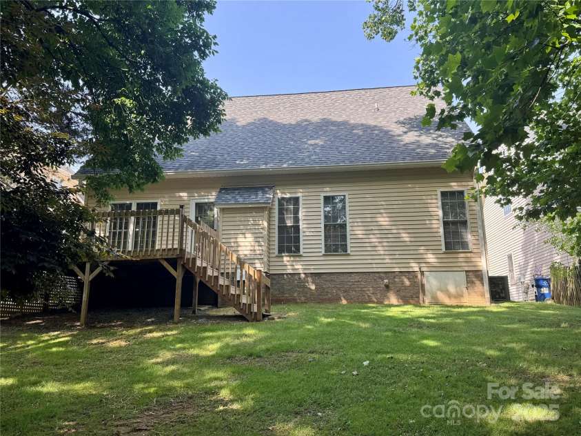1043 Cambrook Court, Concord, NC 28027.  MLS# CAR4259122, YatesRealty ID 14451. 