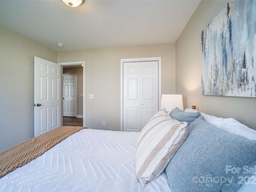 117 Morgan Trace Drive, Valdese, NC 28690.  MLS# CAR4234909, YatesRealty ID 14452. 