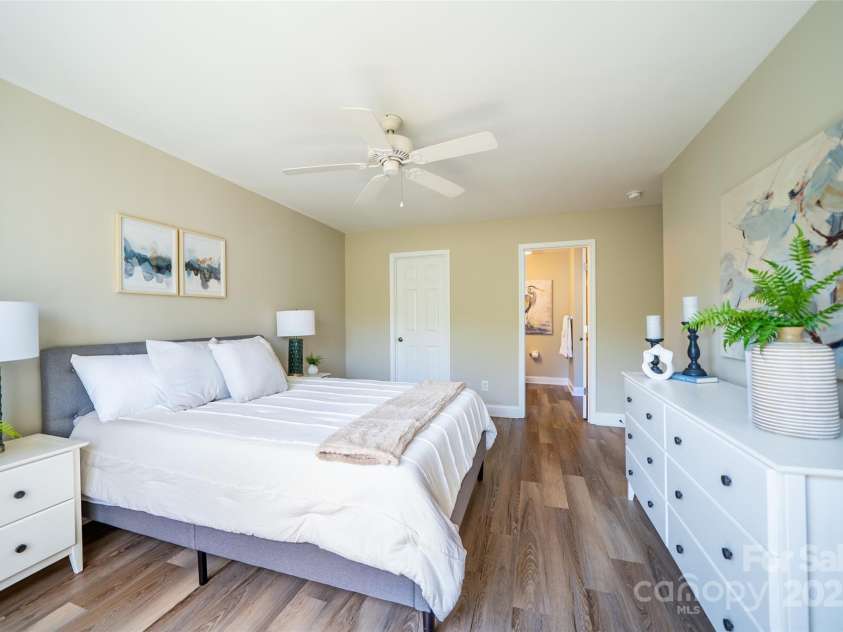 117 Morgan Trace Drive, Valdese, NC 28690.  MLS# CAR4234909, YatesRealty ID 14452. 