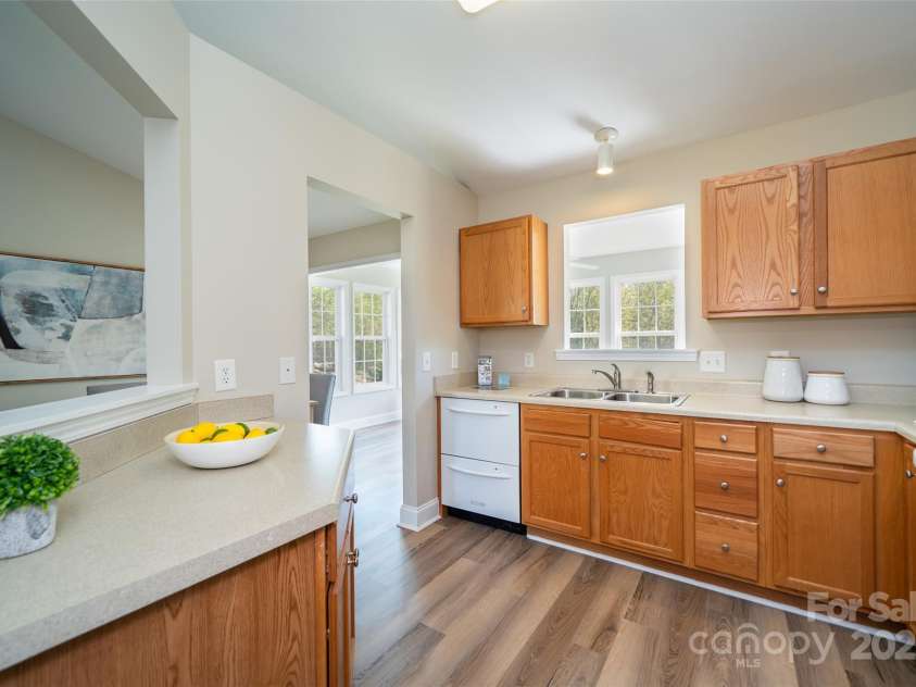 117 Morgan Trace Drive, Valdese, NC 28690.  MLS# CAR4234909, YatesRealty ID 14452. 