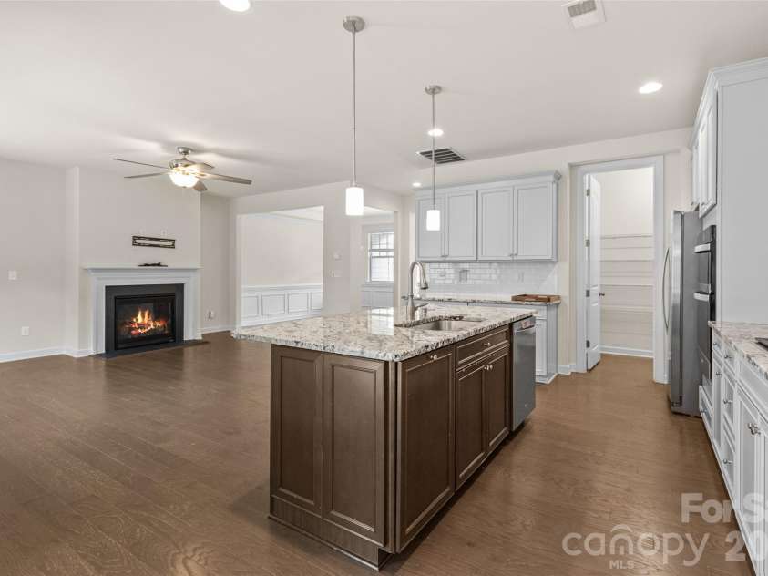 5036 Watersail Way, Clover, SC 29710.  MLS# CAR4368148, YatesRealty ID 14452. Kitchen