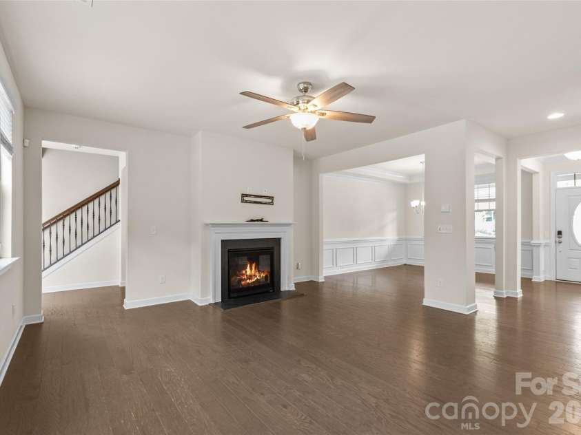 5036 Watersail Way, Clover, SC 29710.  MLS# CAR4368148, YatesRealty ID 14452. Living Room