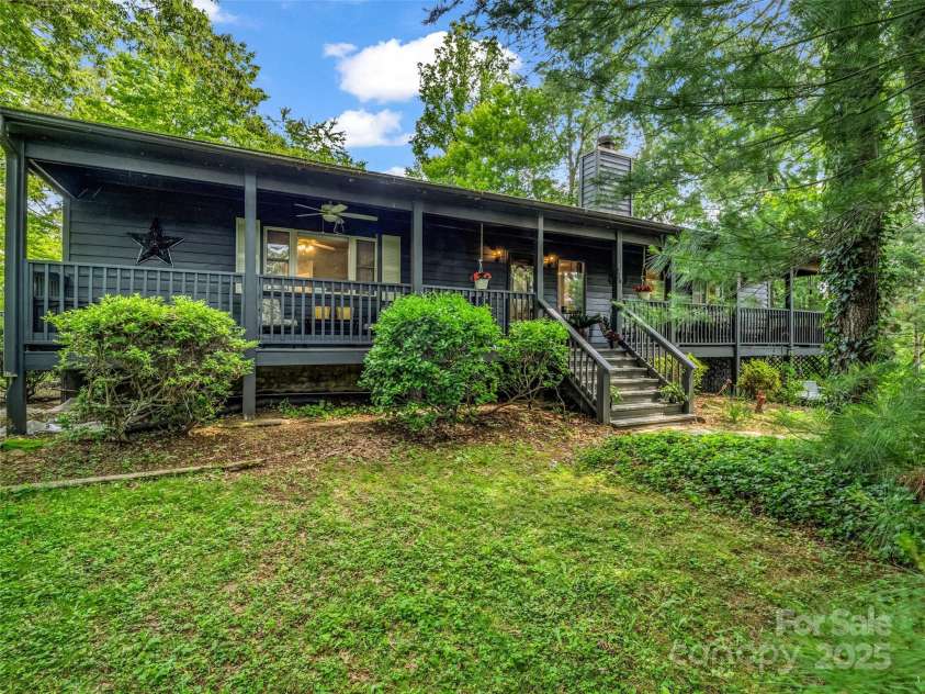 174 Chippendale Drive, Mills River, NC 28759.  MLS# CAR4164743, YatesRealty ID 14455. 