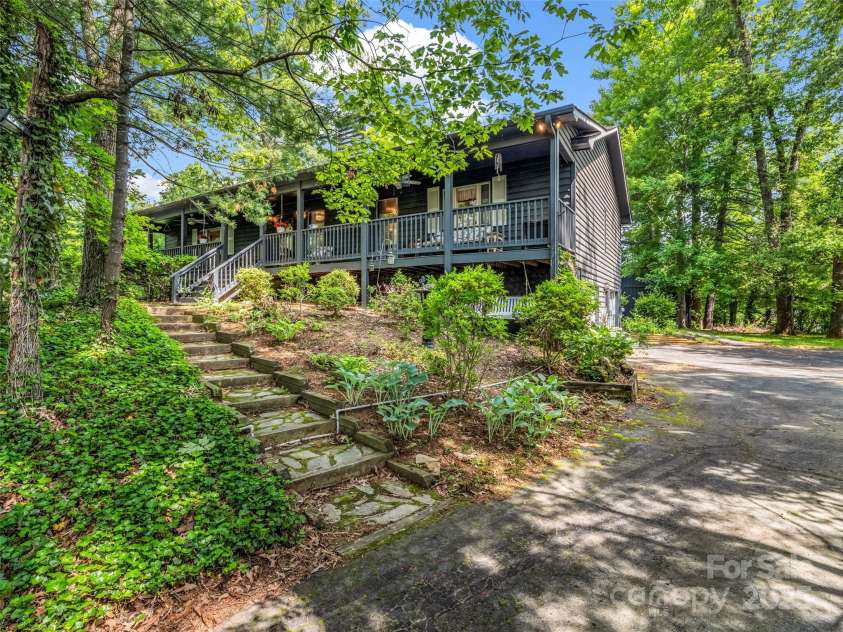 174 Chippendale Drive, Mills River, NC 28759.  MLS# CAR4164743, YatesRealty ID 14455. 