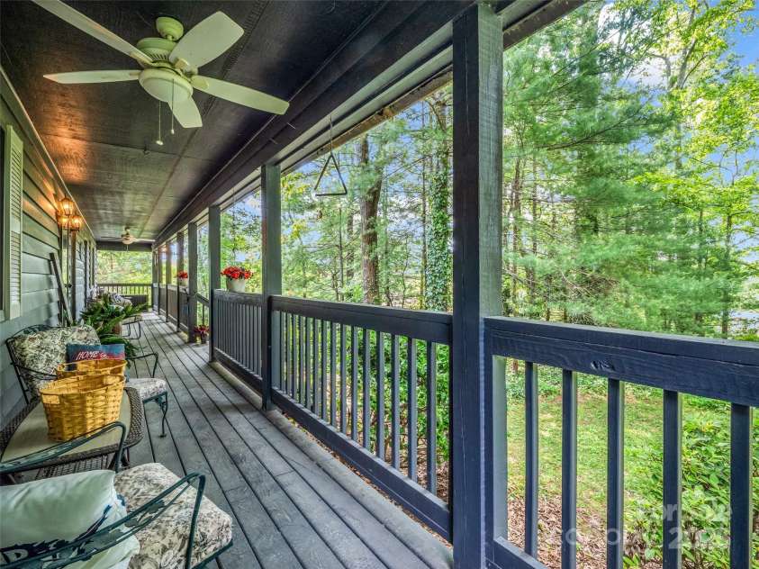 174 Chippendale Drive, Mills River, NC 28759.  MLS# CAR4164743, YatesRealty ID 14455. 