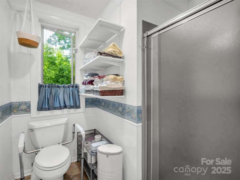 174 Chippendale Drive, Mills River, NC 28759.  MLS# CAR4164743, YatesRealty ID 14455. 