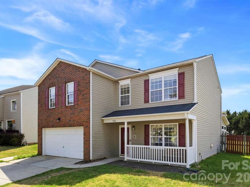 9610 Duxford Lane, Charlotte, NC 28269.  MLS# CAR4361850, YatesRealty ID 14455. 