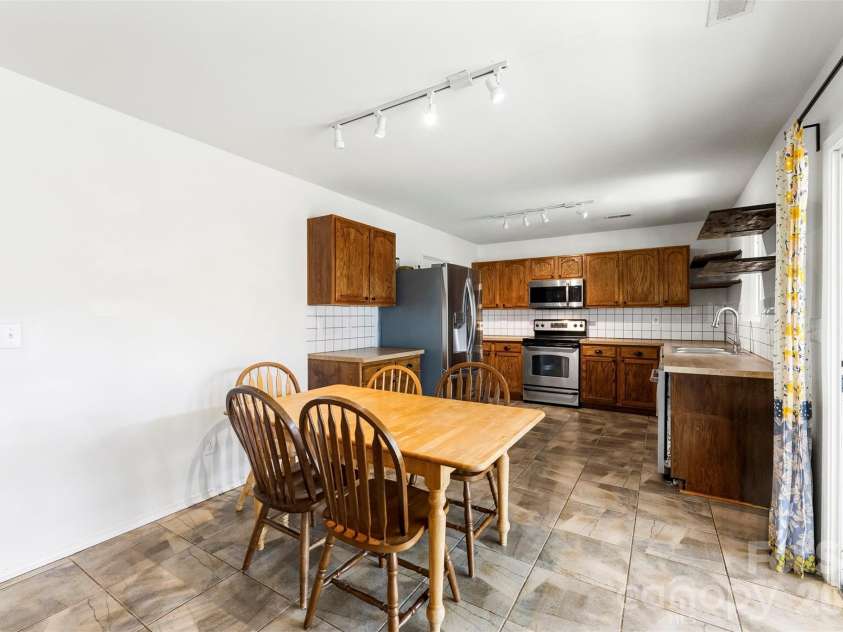9610 Duxford Lane, Charlotte, NC 28269.  MLS# CAR4361850, YatesRealty ID 14455. 
