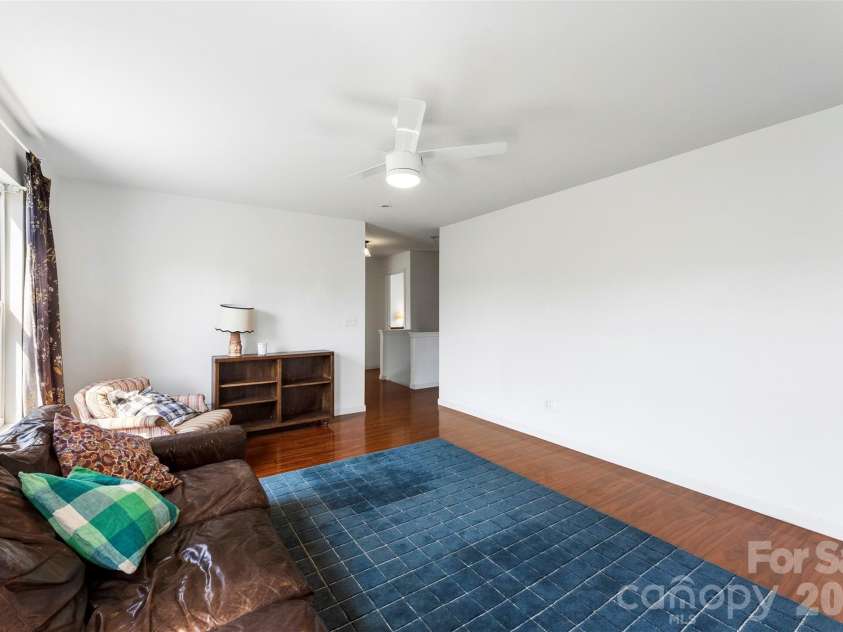 9610 Duxford Lane, Charlotte, NC 28269.  MLS# CAR4361850, YatesRealty ID 14455. 
