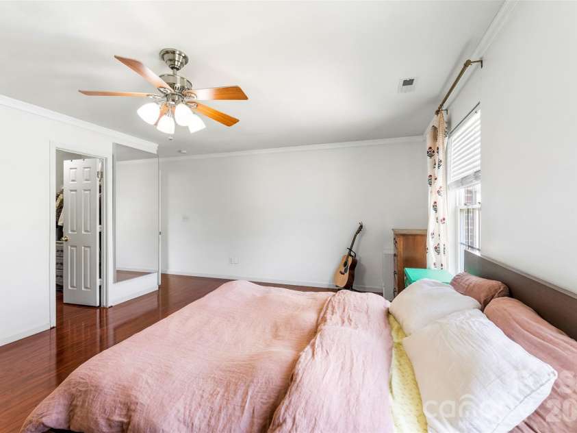 9610 Duxford Lane, Charlotte, NC 28269.  MLS# CAR4361850, YatesRealty ID 14455. 