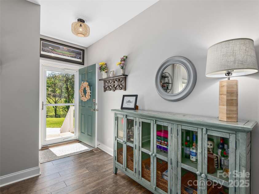 4 Greene Lane, Fletcher, NC 28732.  MLS# CAR4256056, YatesRealty ID 14458. Foyer