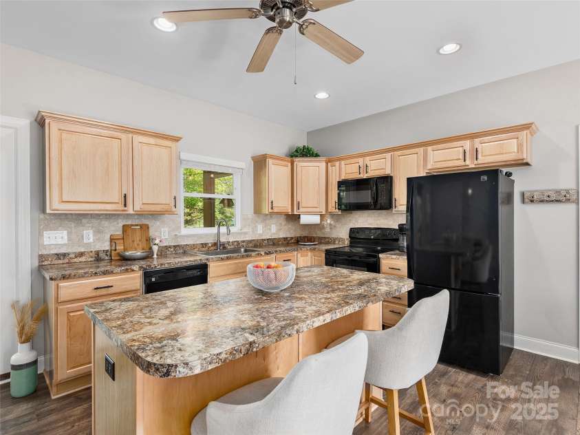 4 Greene Lane, Fletcher, NC 28732.  MLS# CAR4256056, YatesRealty ID 14458. Kitchen island