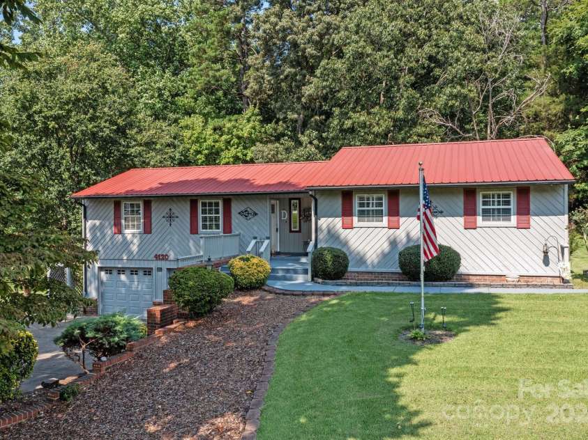 4120 Statesville Boulevard, Salisbury, NC 28147.  MLS# CAR4173800, YatesRealty ID 1446. 