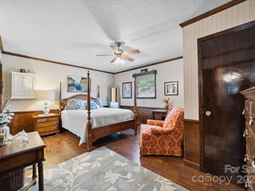4120 Statesville Boulevard, Salisbury, NC 28147.  MLS# CAR4173800, YatesRealty ID 1446. 