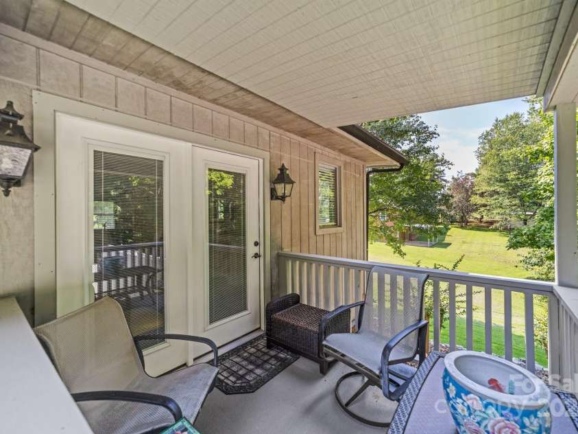 4120 Statesville Boulevard, Salisbury, NC 28147.  MLS# CAR4173800, YatesRealty ID 1446. 