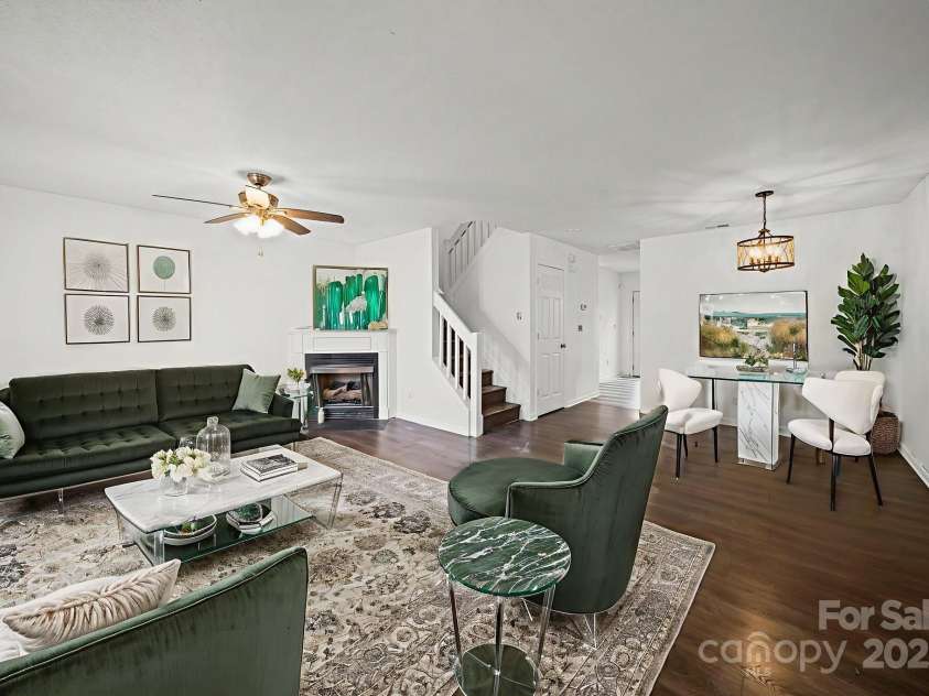 6766 Cypress Tree Lane, Charlotte, NC 28215.  MLS# CAR4330587, YatesRealty ID 1446. 