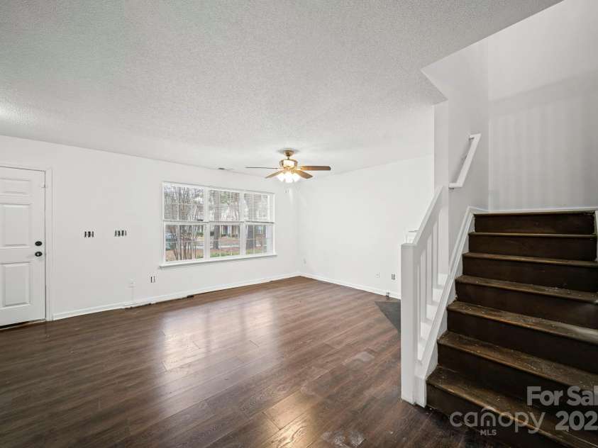 6766 Cypress Tree Lane, Charlotte, NC 28215.  MLS# CAR4330587, YatesRealty ID 1446. 