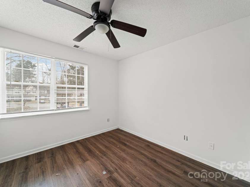 6766 Cypress Tree Lane, Charlotte, NC 28215.  MLS# CAR4330587, YatesRealty ID 1446. 