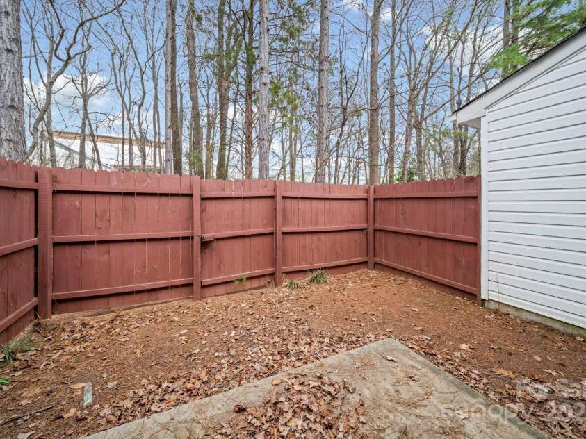 6766 Cypress Tree Lane, Charlotte, NC 28215.  MLS# CAR4330587, YatesRealty ID 1446. 