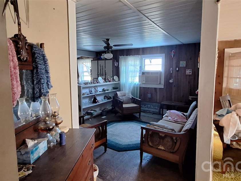 2786 Cat Square Road, Vale, NC 28168.  MLS# CAR4362545, YatesRealty ID 14460. Dining area