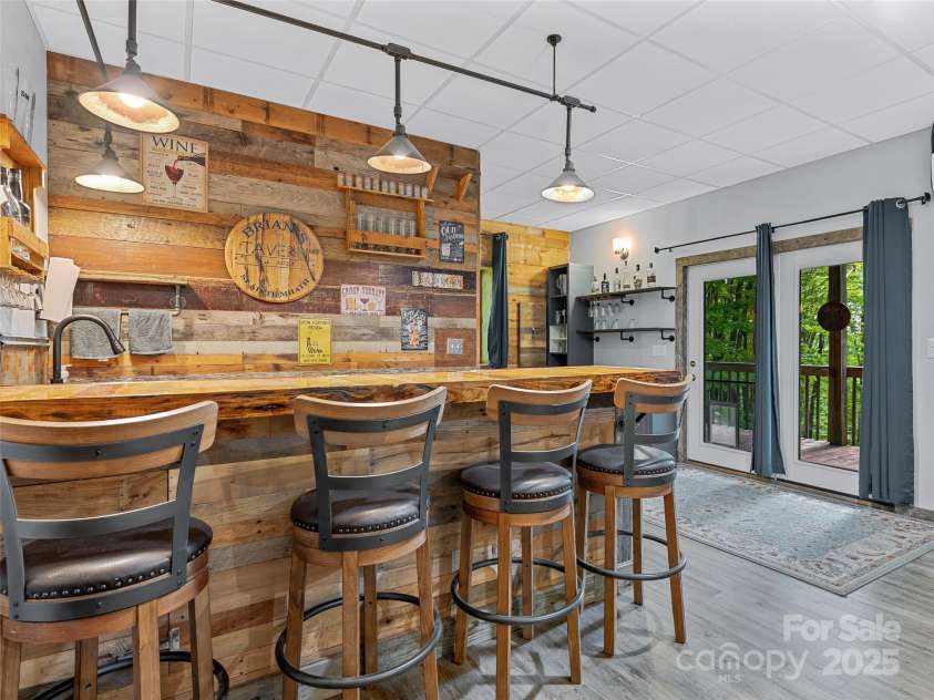 48 Grouse Thicket Road, Mars Hill, NC 28754.  MLS# CAR4201352, YatesRealty ID 14462. 