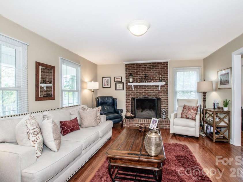 158 Wood Acre Drive, Mooresville, NC 28115.  MLS# CAR4366689, YatesRealty ID 14464. 