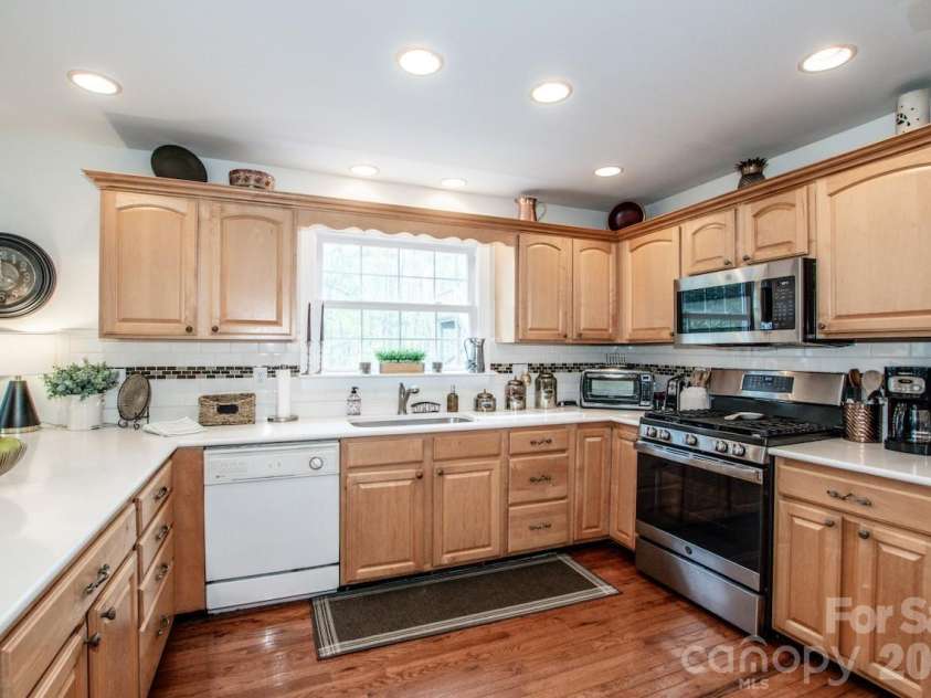 158 Wood Acre Drive, Mooresville, NC 28115.  MLS# CAR4366689, YatesRealty ID 14464. 