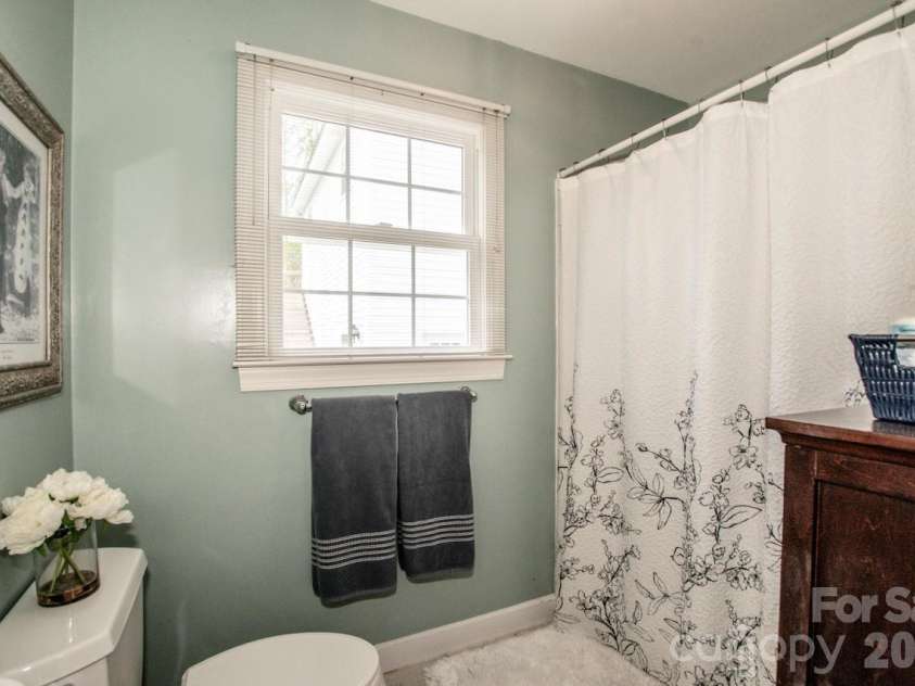 158 Wood Acre Drive, Mooresville, NC 28115.  MLS# CAR4366689, YatesRealty ID 14464. 